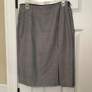 White House Black Market skirt